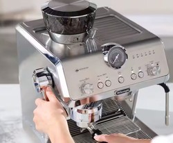 Machine expresso Delonghi La Specialista Opera EC9555.M