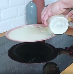 Shaker  crpes, gaufres et pancakes avec tartineur en bambou Cookut