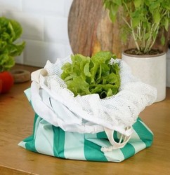 Essoreuse  salade compacte  en coton et polyester recylc de marque Cookut