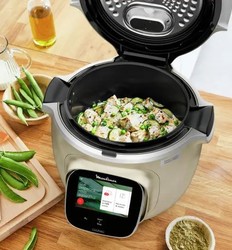 Cuisson du repas  l'intrieur de la cuve de cuisson pour Cookeo Touch Moulinex CE9