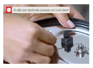 Vérifier la mobilité du doigt d'aroma du Cookeo Touch - visuel