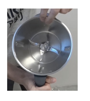 Thermomix disjoncte : fuite de liquide au niveau du bol ou du couteau